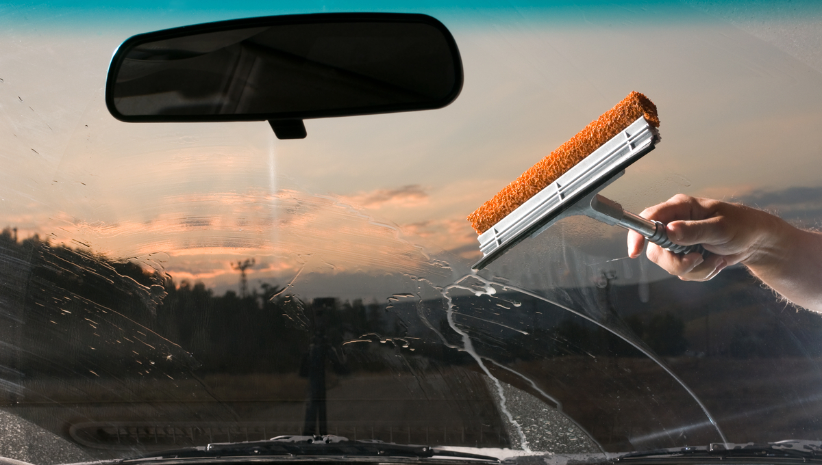 Car windscreen deals squeegee