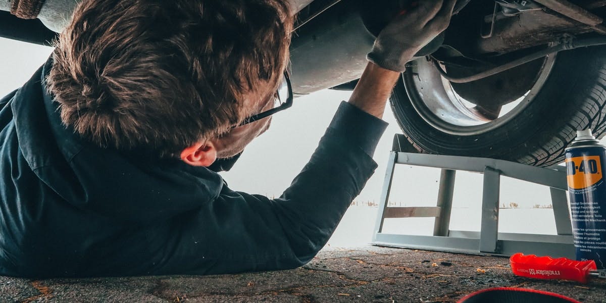 how-to-check-brake-pads-a-beginner-s-guide-lease-fetcher