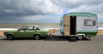 Can Electric Cars Tow a Caravan?
