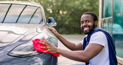 Can An Electric Car Go Through A Car Wash?
