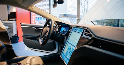How Do Electric Cars Work?