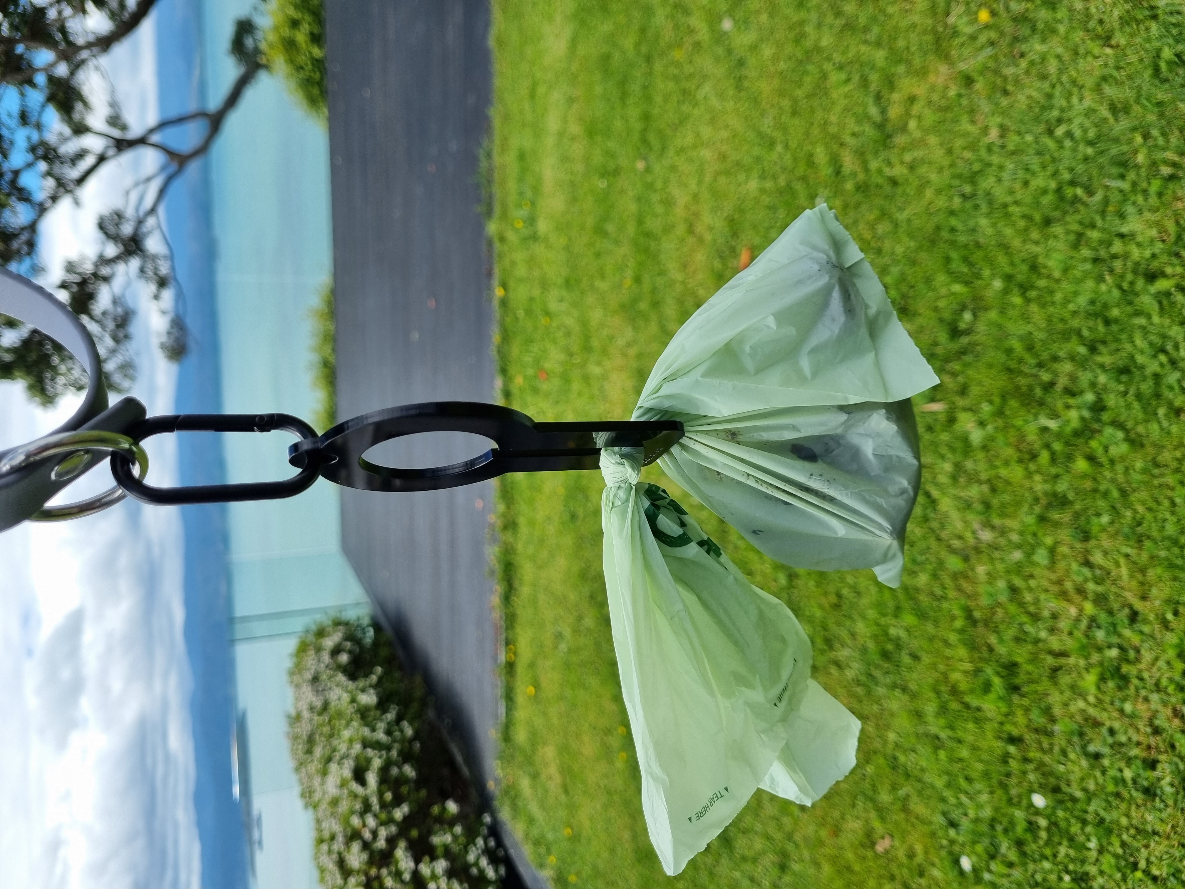 Lead Poop Holder - Black