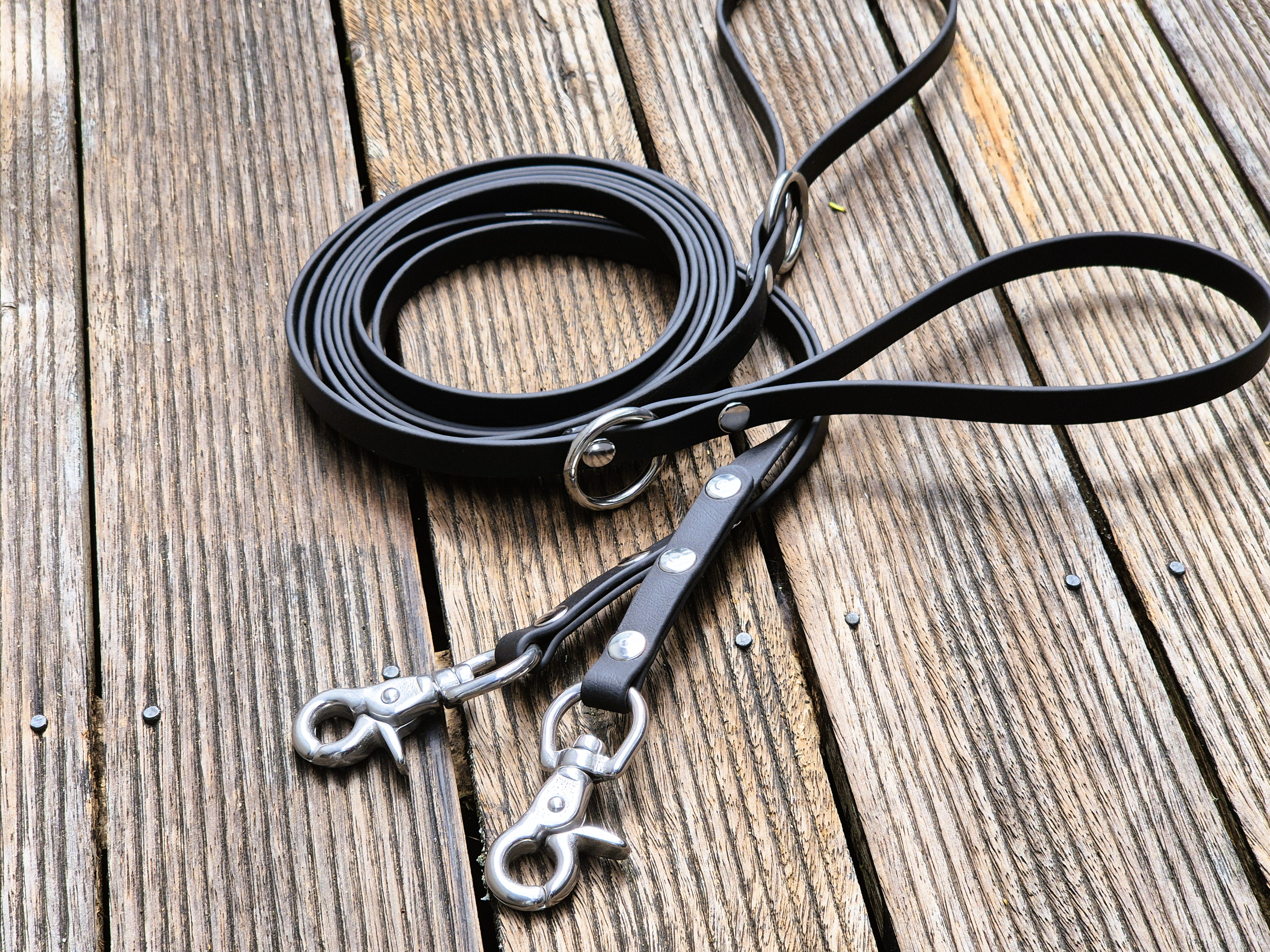 Cat Streamline Lead - Black with Stainless Steel