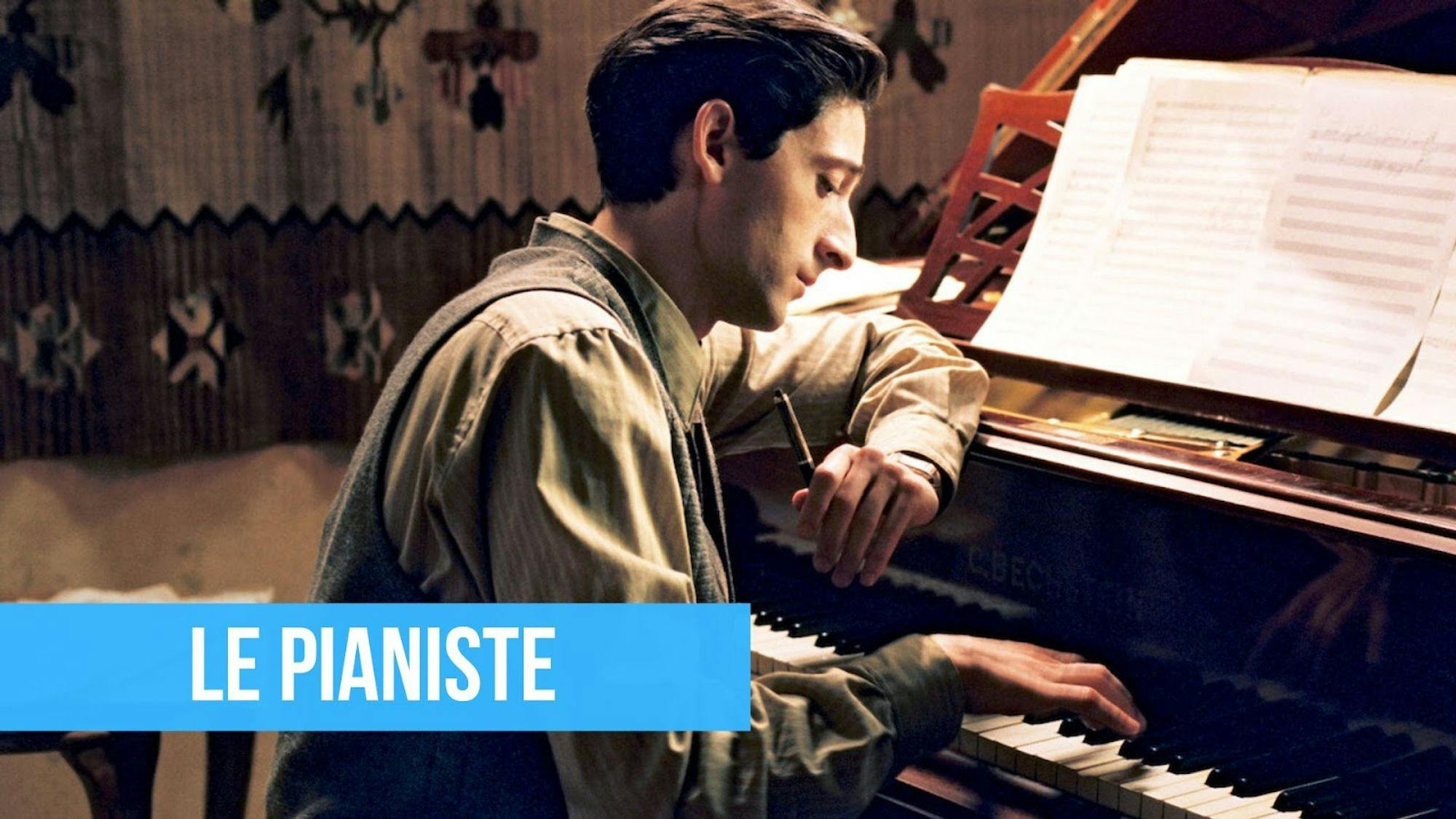 poster du film Le pianiste avec un titre sur fond bleu