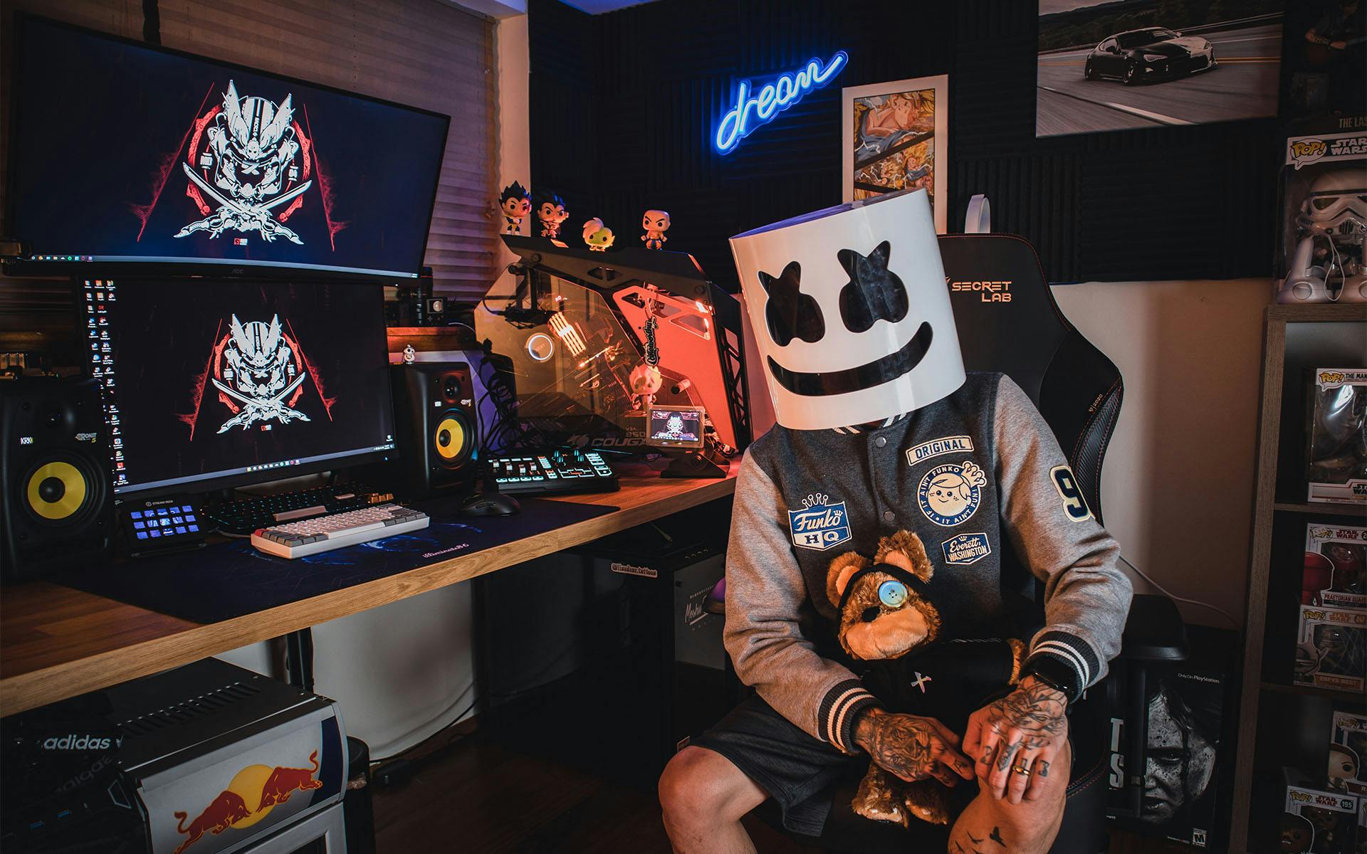 Die richtigen Gaming Möbel und Deko Elemente für deine Gaming Ecke + DIY Ideen zum selber machen.