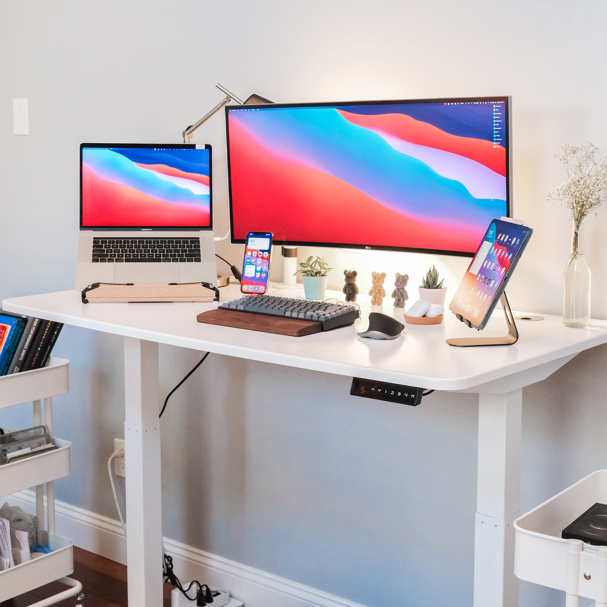 Premium Gaming Desks by LeetDesk – Elevate Your Setup Today