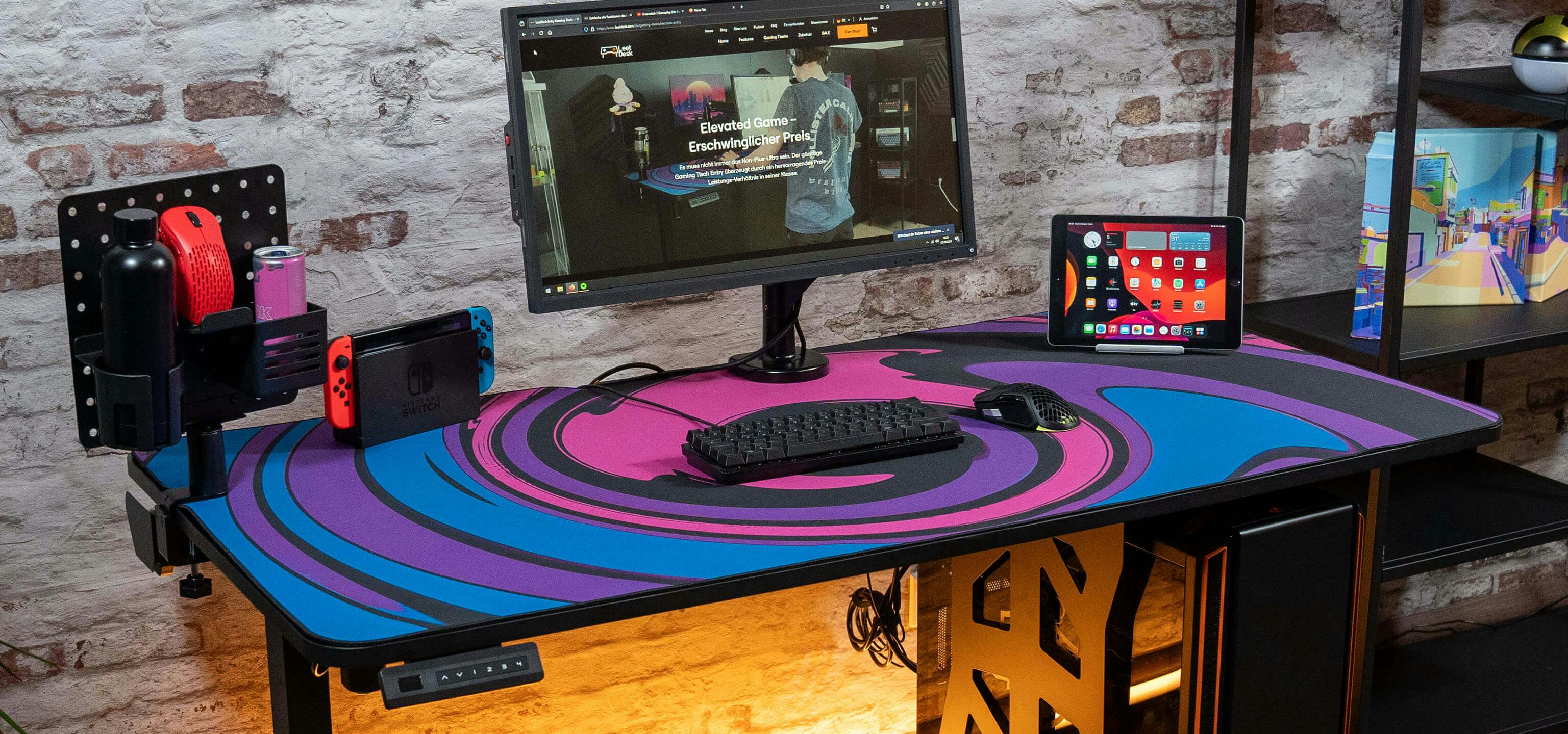 gaming desks for PC players at an affordable price