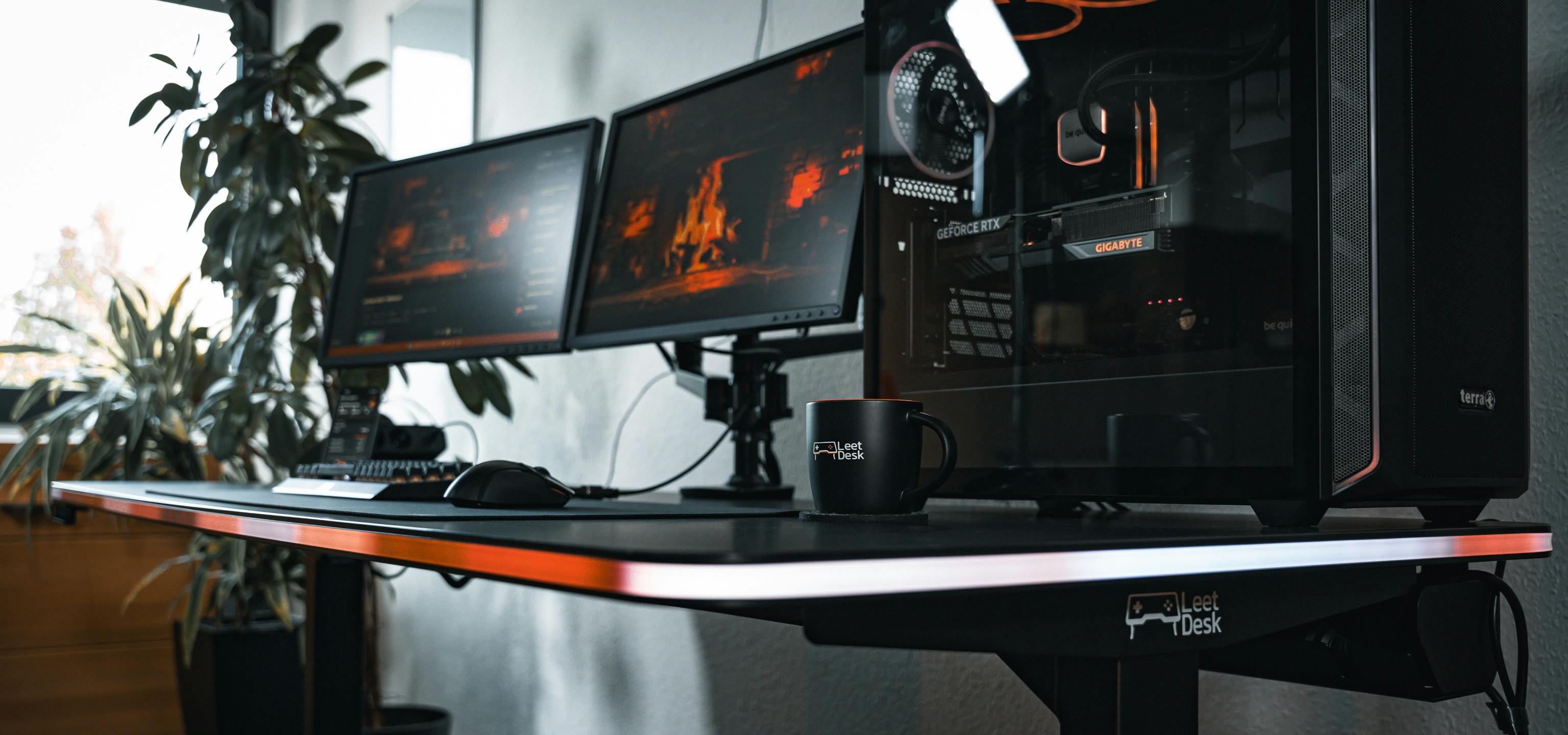 RGB gaming desks with LED lighting from Leetdesk