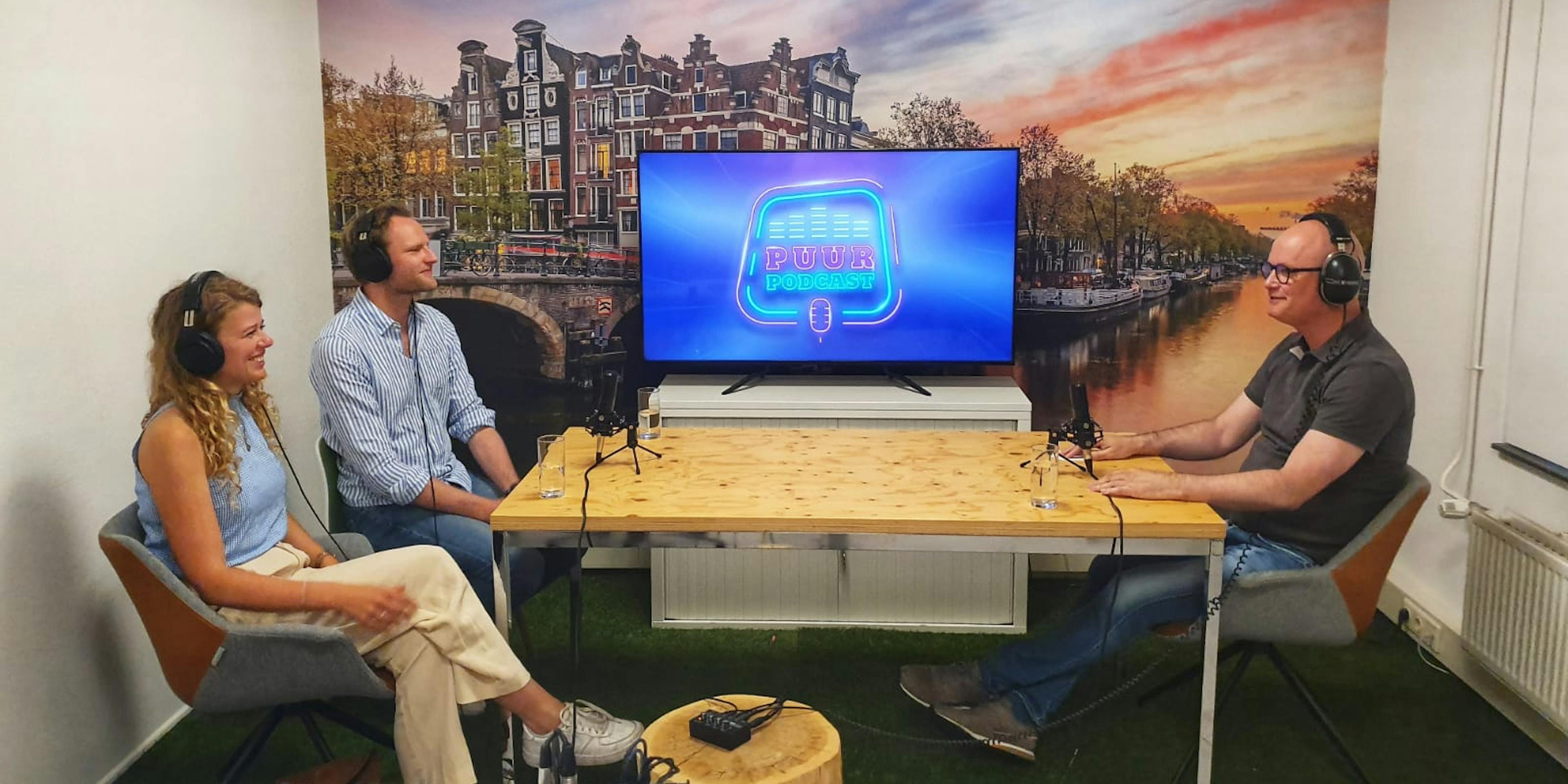 Teddy en Thijs te gast bij podcast Puur Publiek