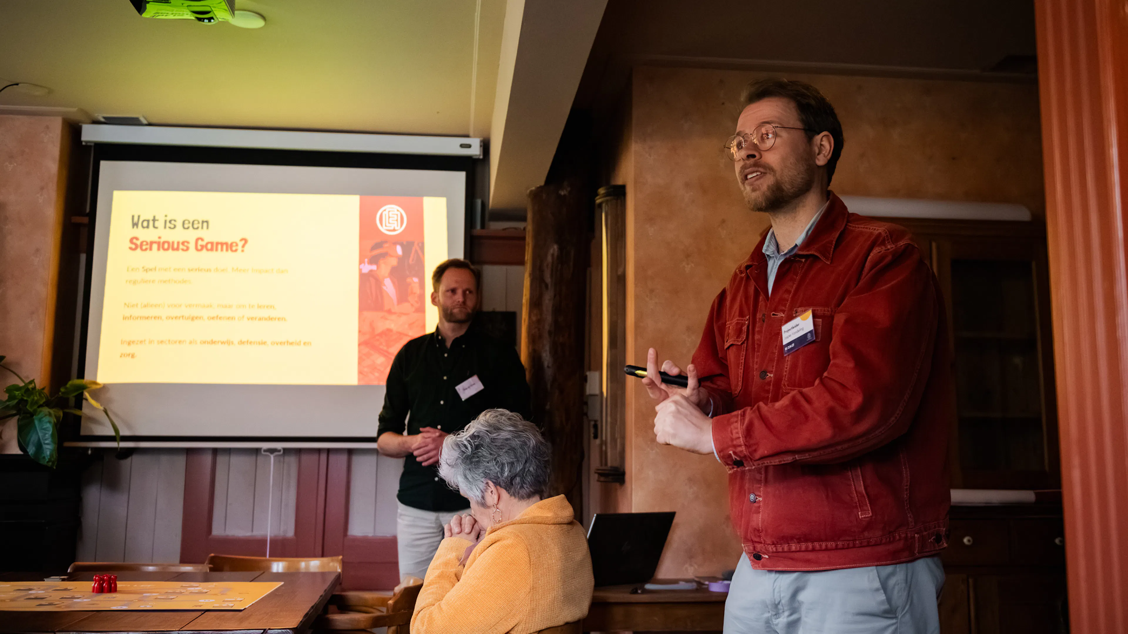presentatie serious game jasper en thijs