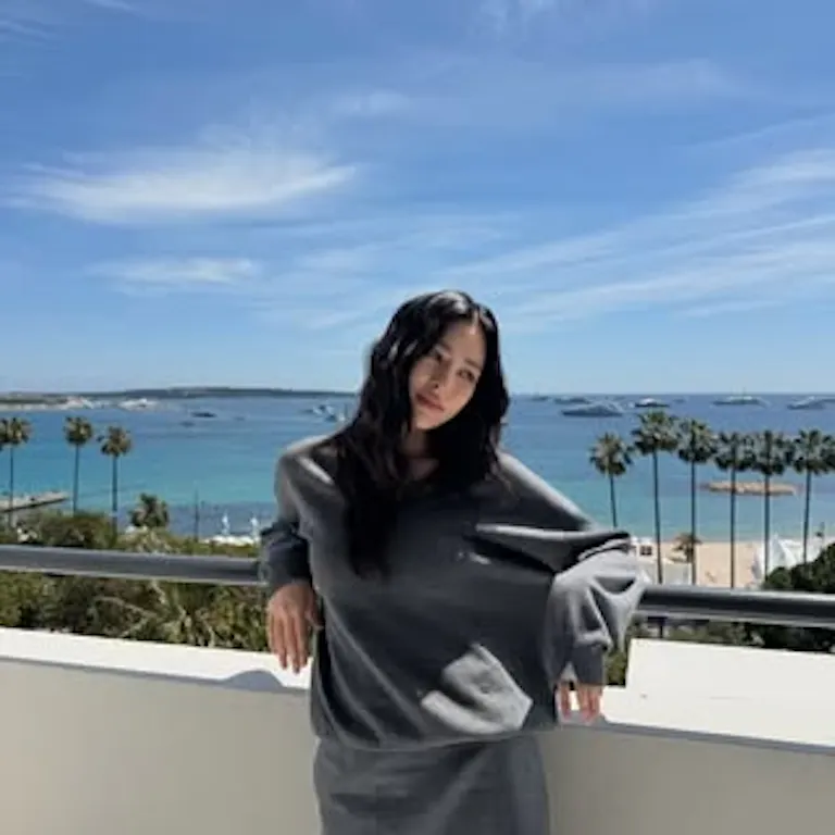 @linglingkwong instagram profile picture