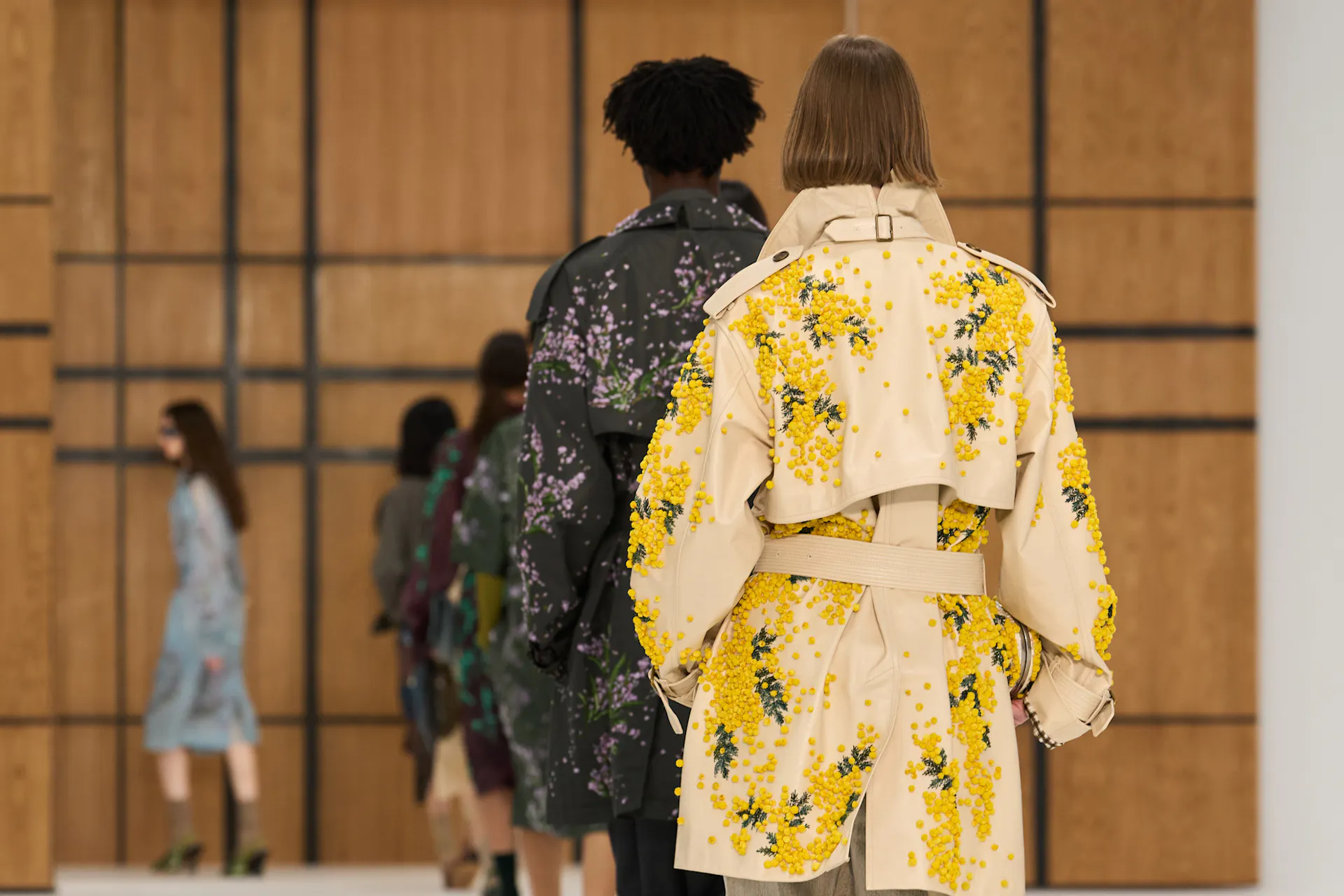 Burberry SS27 via Spotlight