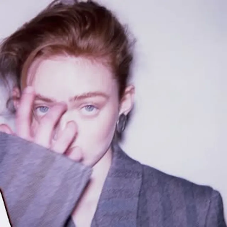 @sadiesink_ instagram profile picture