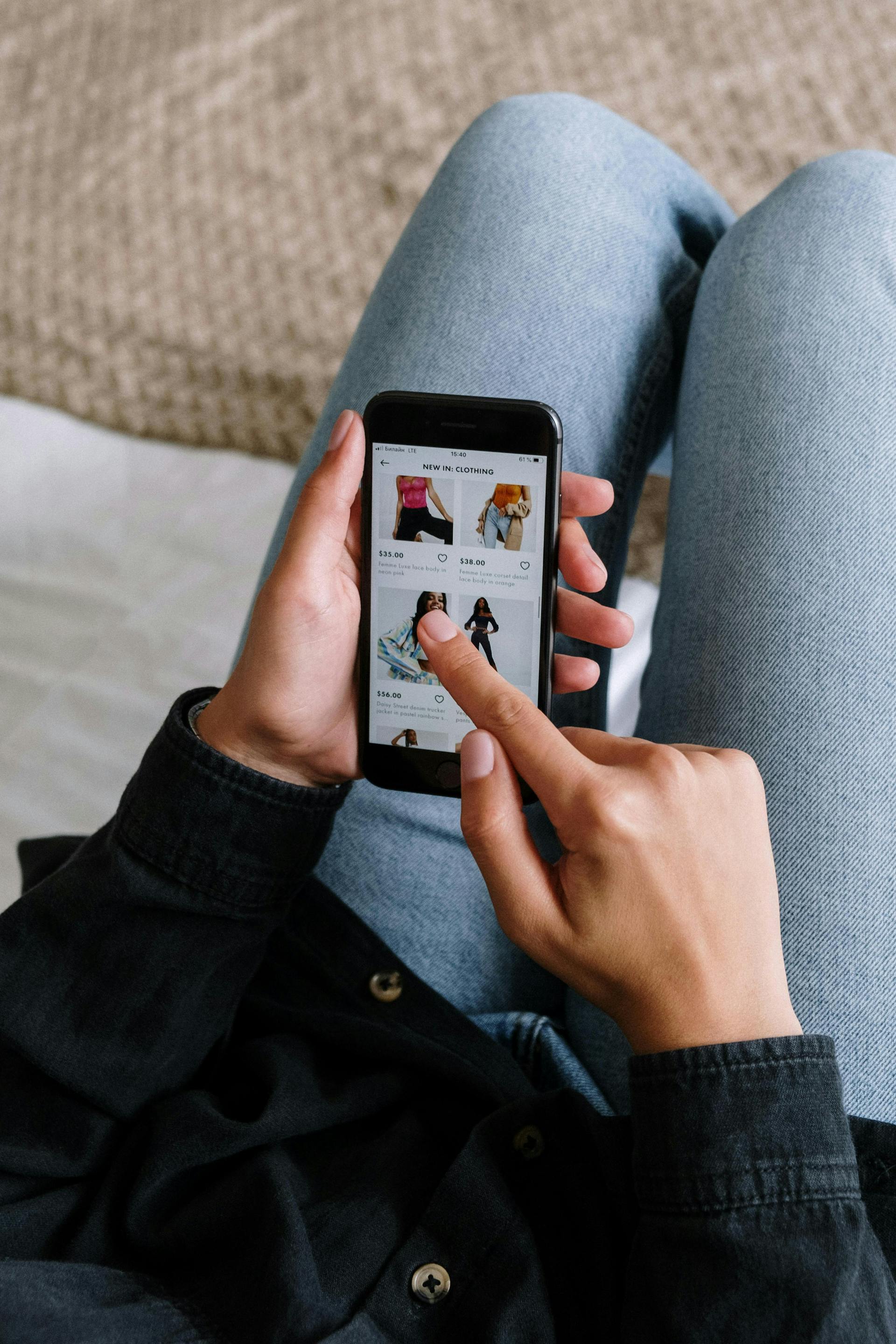 Mobile shopping online.