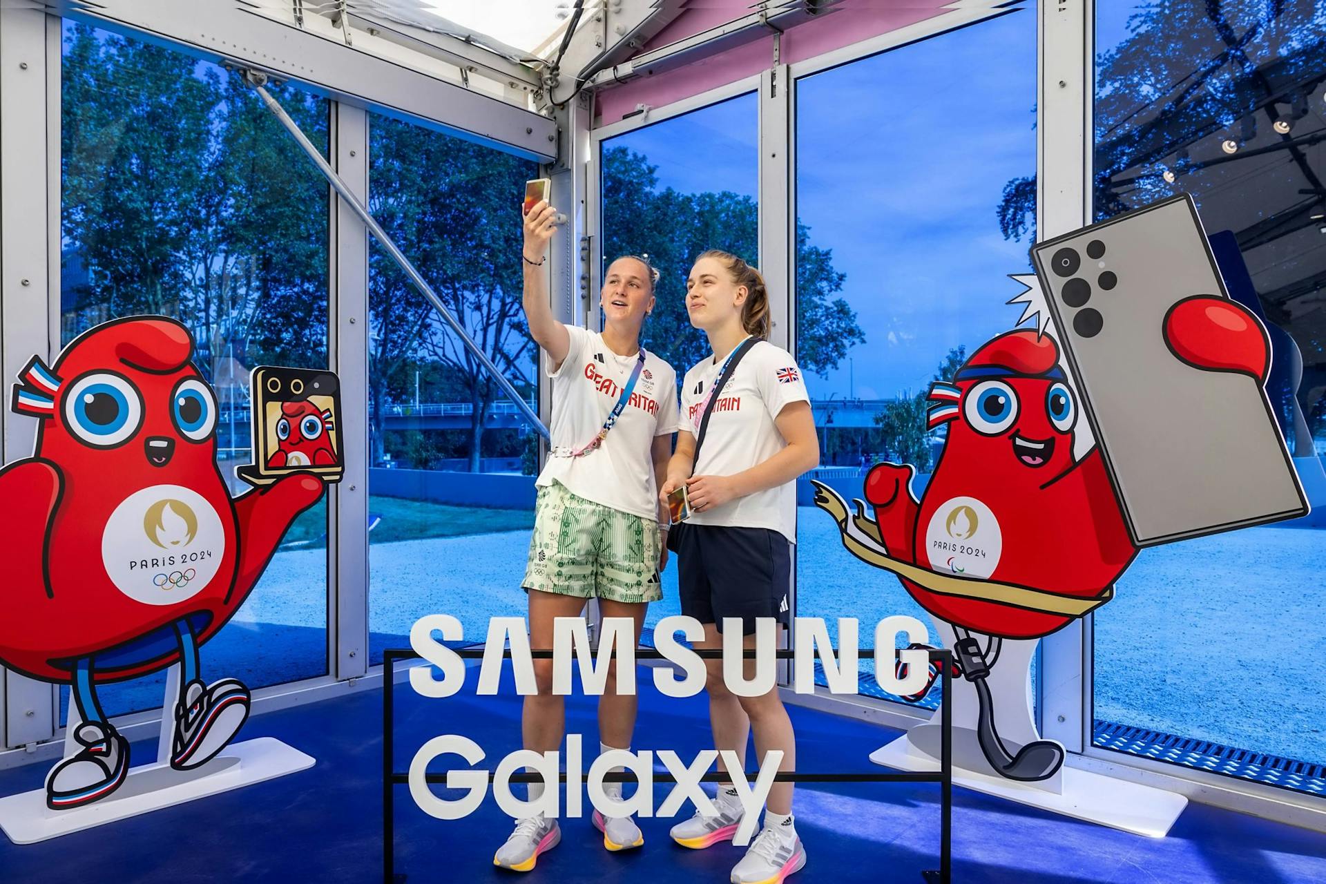 Samsung Galaxy pop-up at the Olympics