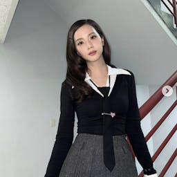 Jisoo tommy hilfiger