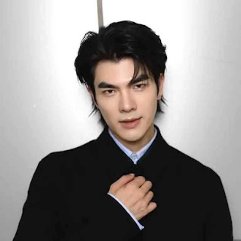 @milephakphum instagram profile picture