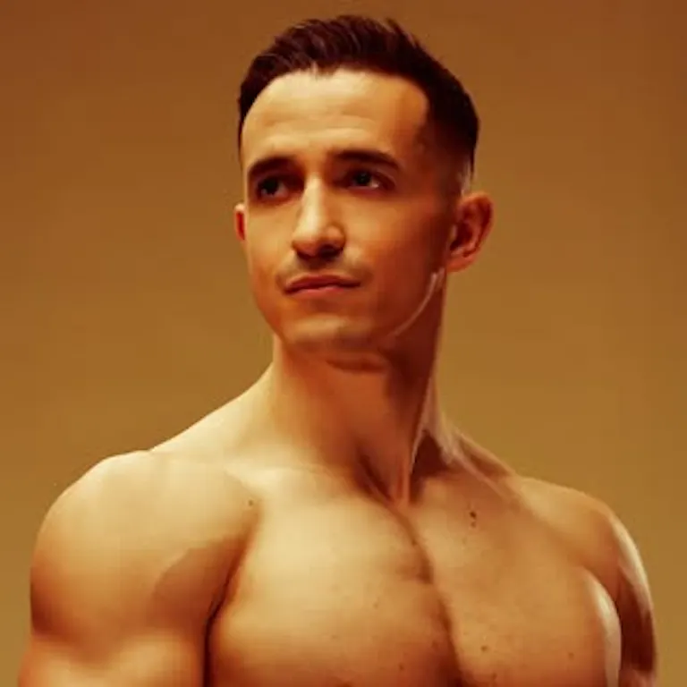 @@tiboinshape instagram profile picture