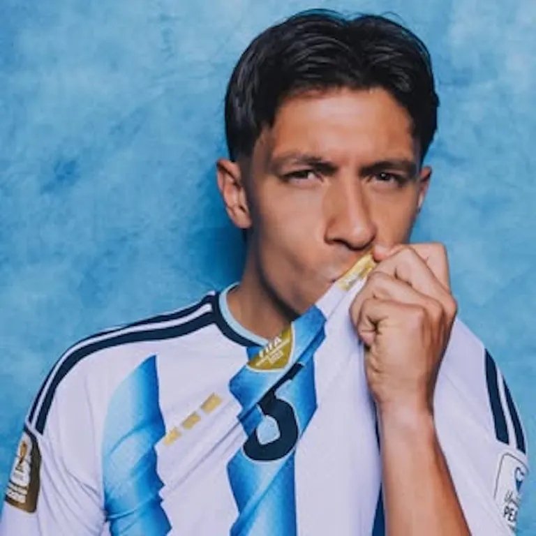 @lisandromartinez instagram profile picture