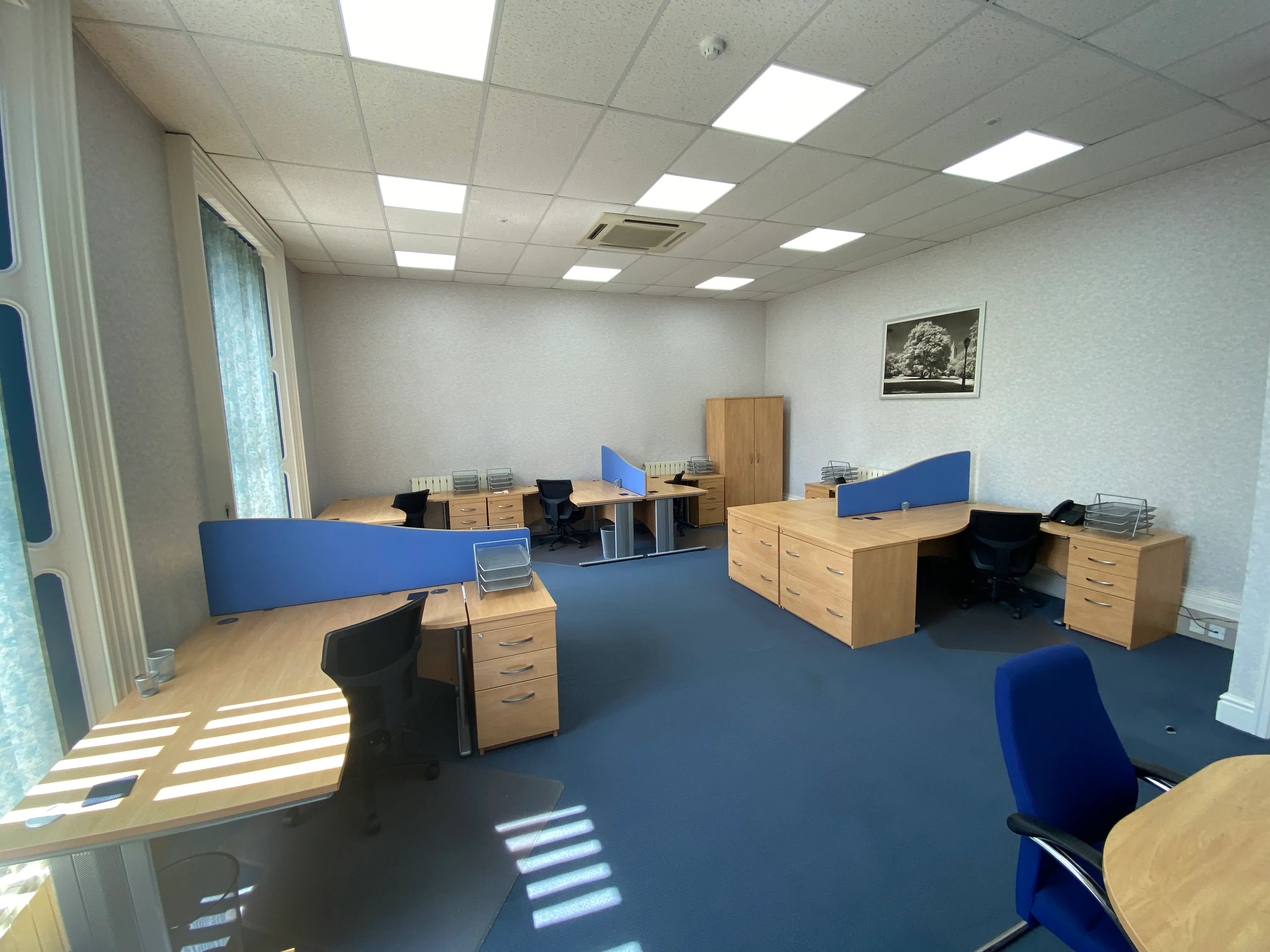 Leigh House serviced office 