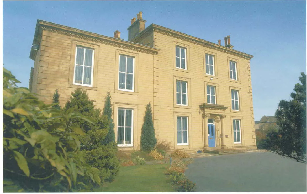 leigh house exterior with shrubbery