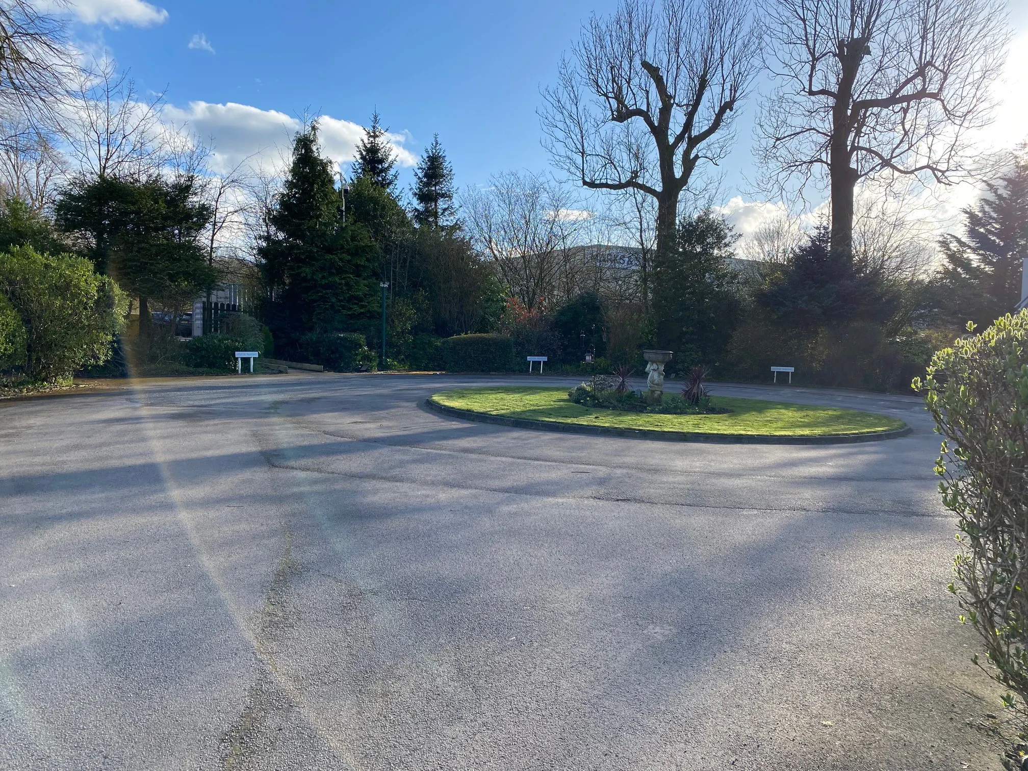 Leigh House gardens and grounds with parking
