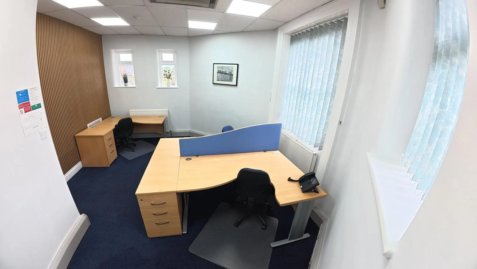 Newly refurbished 3 person office space