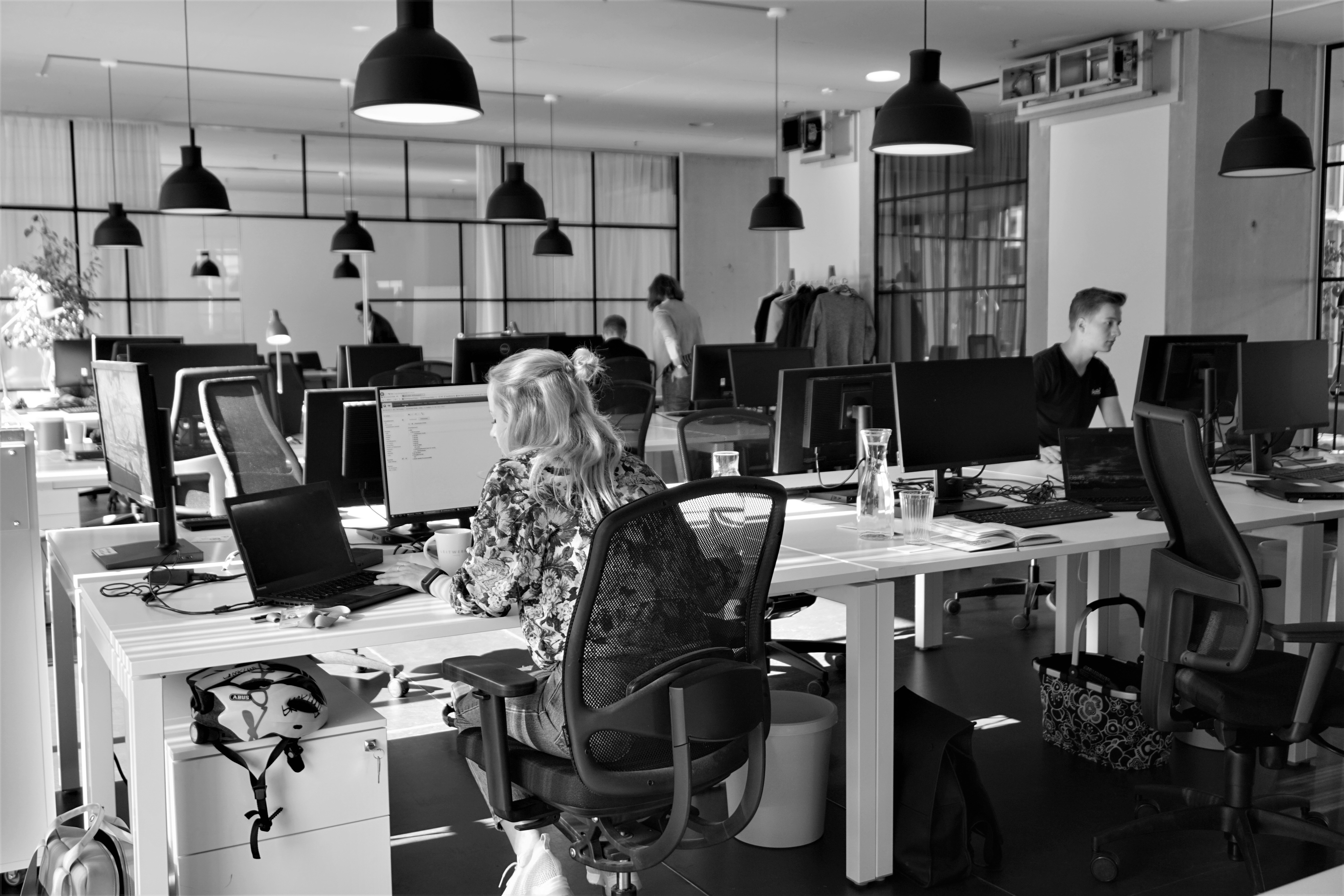 LEITWERK Arbeitsplatz