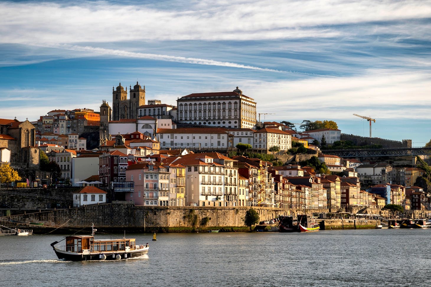 Vista do rio Douro e da Ribeira no Porto