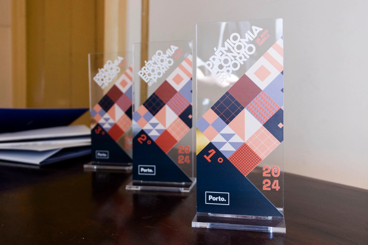 Troféus da 3.ª Edição Prémio Economia do Porto