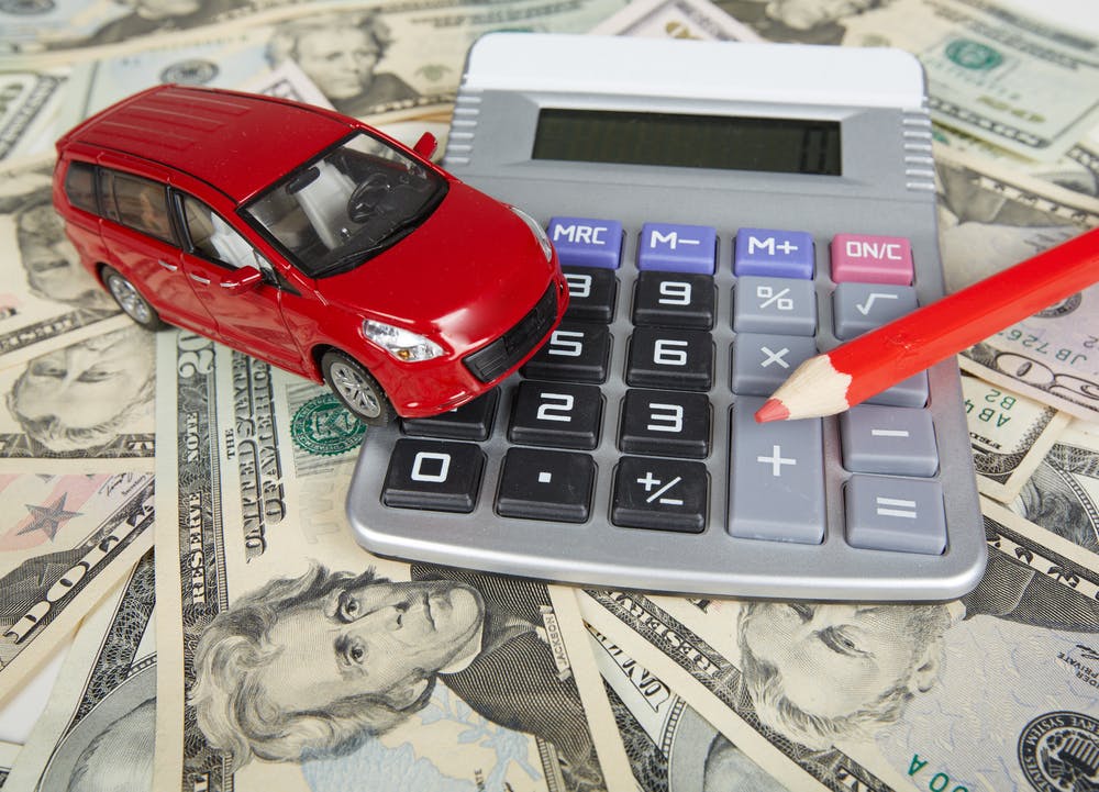 10 Tips to Help You Save Money on Car Insurance | LendUp Articles