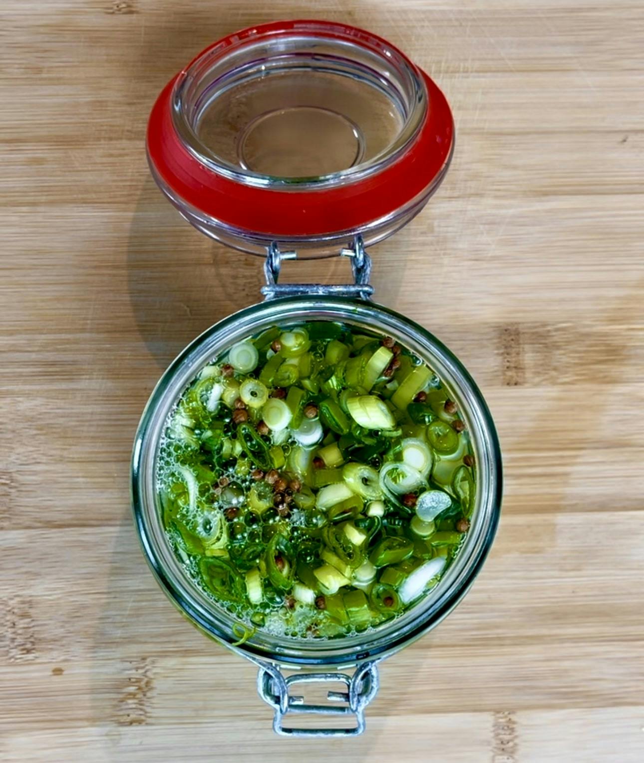 Home-made pickled green onions