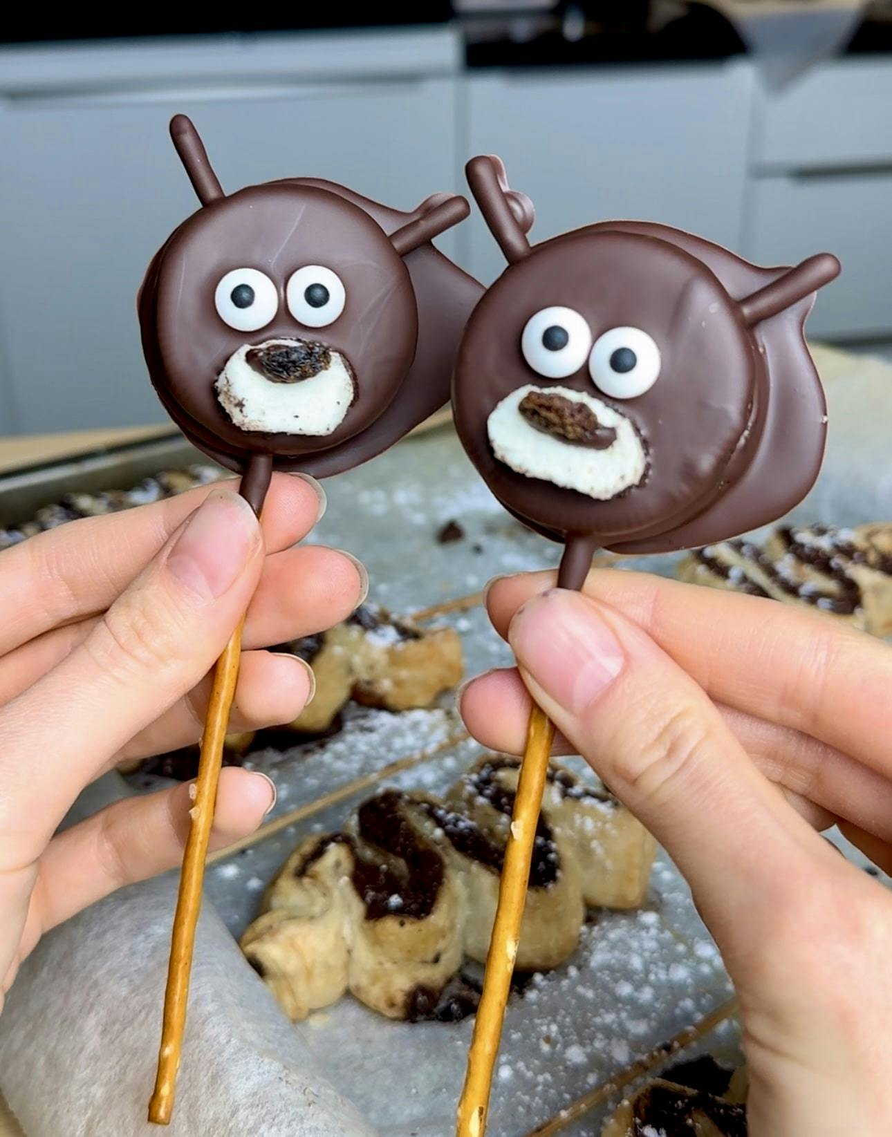 Chocolate Oreos Dogs on a stick