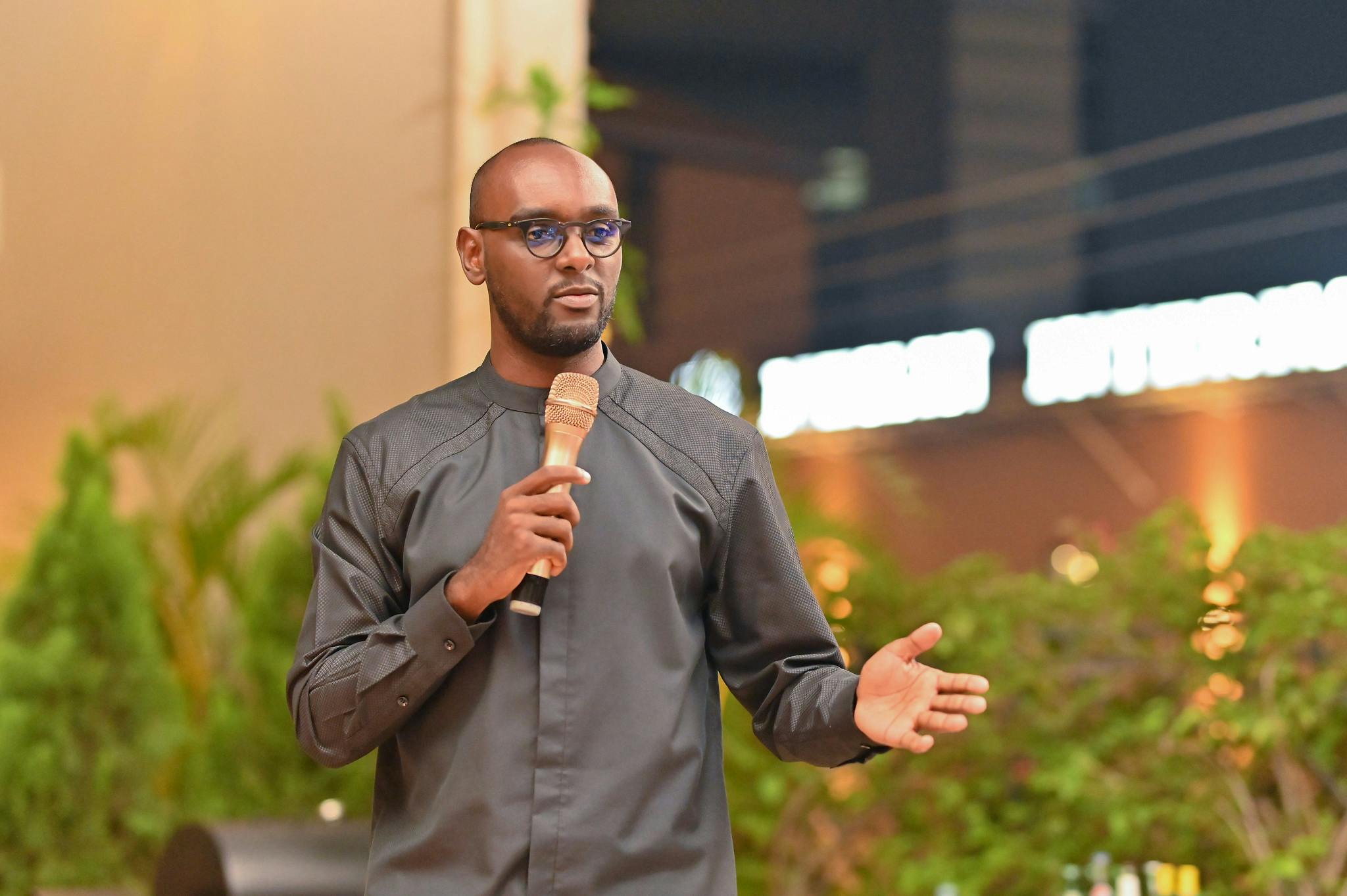 Kwezi Tabaro, Deputy Director at the LéO Africa Institute.