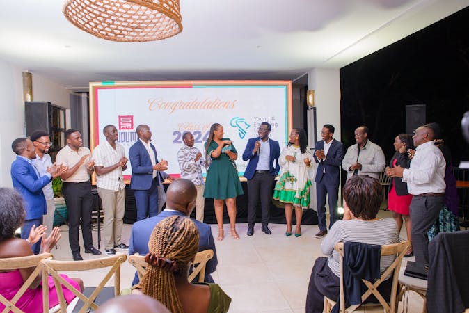 Discussing Leadership at Crossroads: Reflect. Reconnect. Recommit.

2025 Reunion Seminar for the Fellows of the Young & Emerging Leaders Project