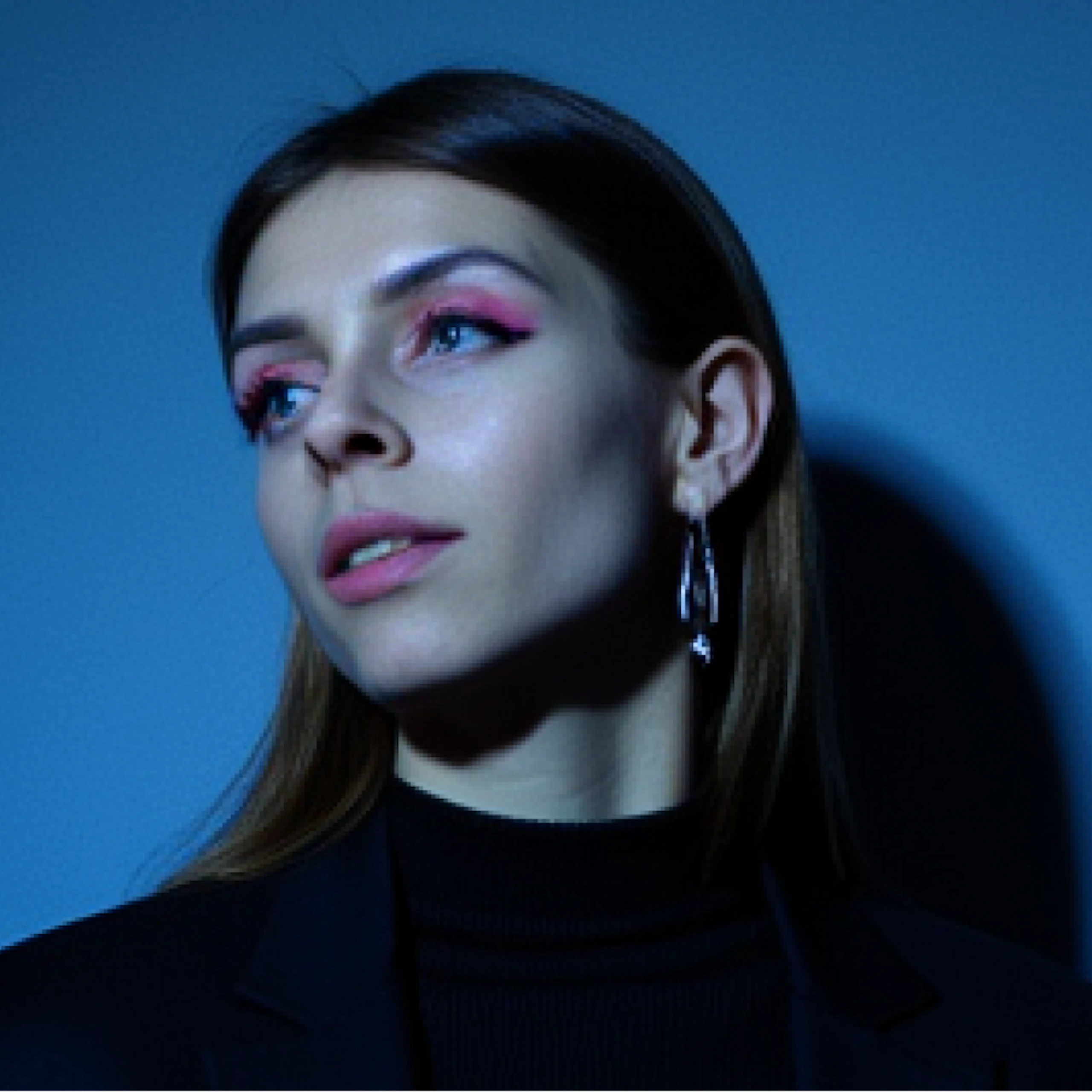 Ivona Tau