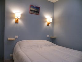 Seconde chambre parentale avec placards