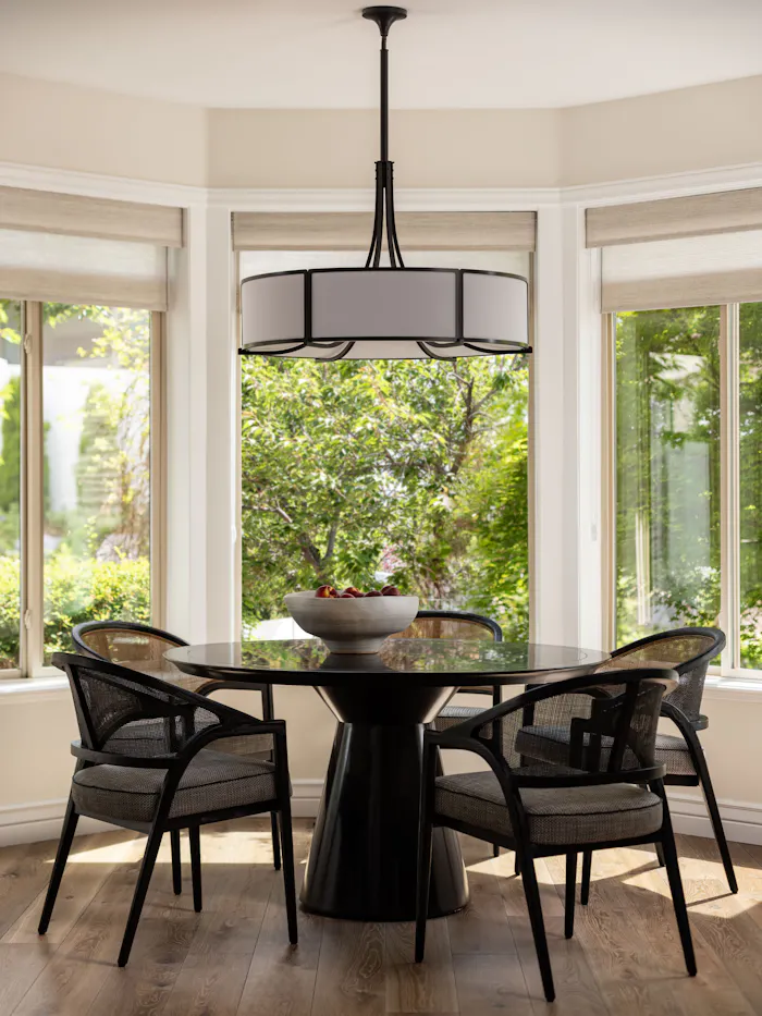 Interior moment 31