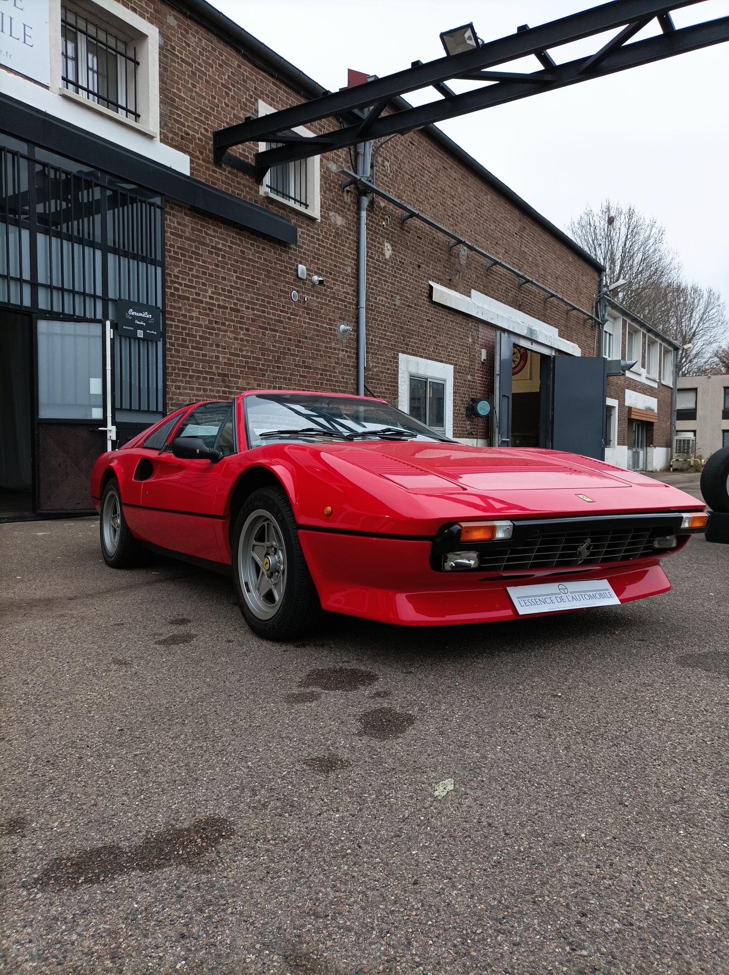 FERRARI 308 GTSI QUATTROVALVOLE