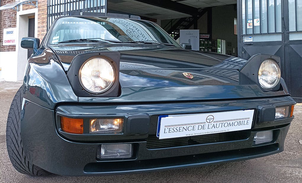 PORSCHE 944 "dit TARGA"