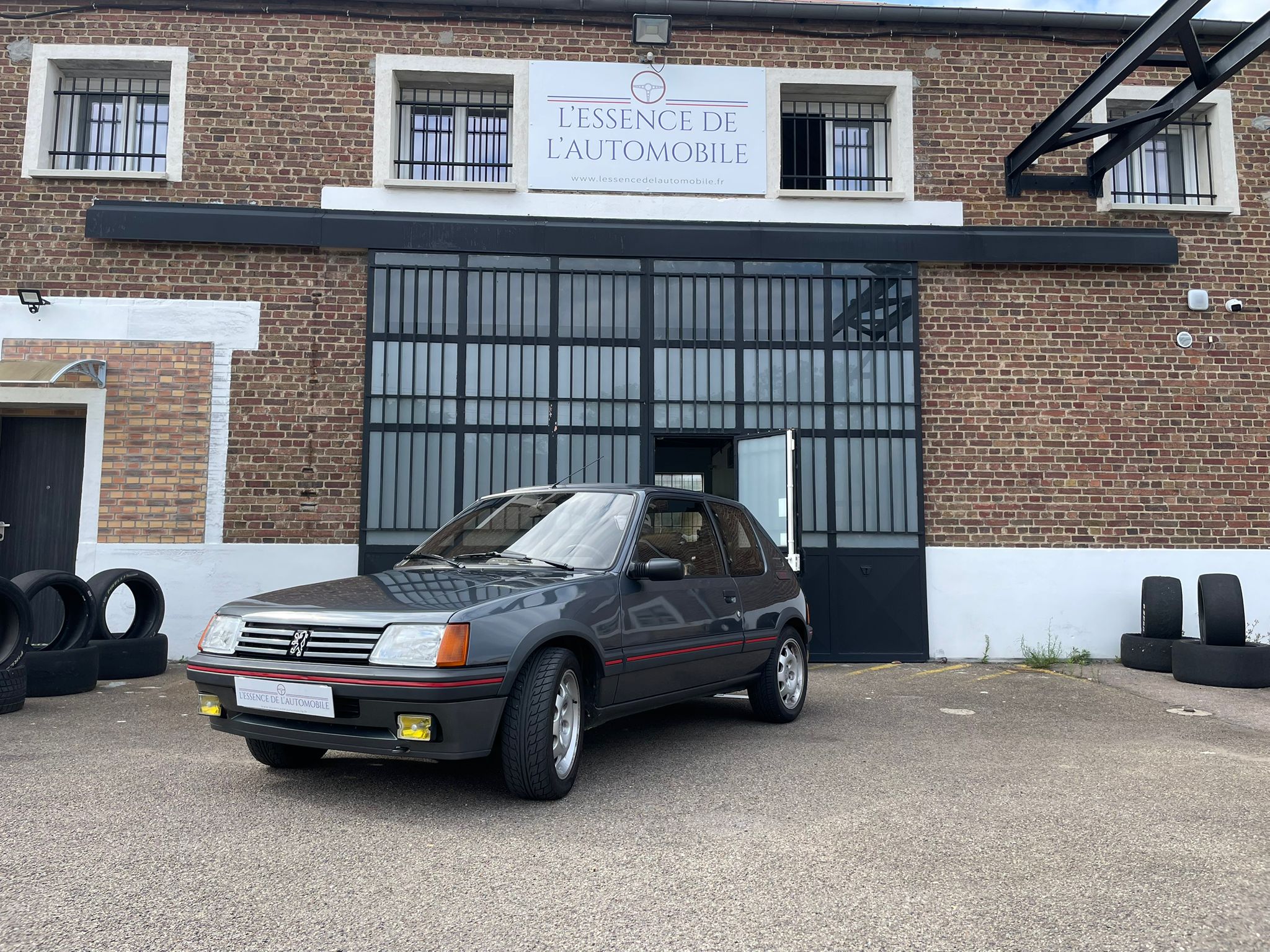PEUGEOT 205 GTI 1.9 130 CV