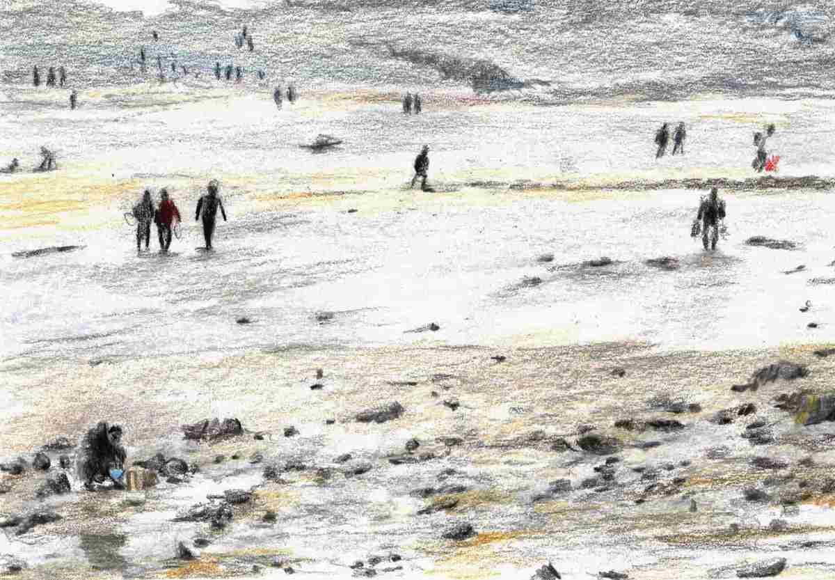 Mais qui est donc ce mystérieux promeneur qui sème sur la plage des cartes du docteur Godard ? Malgré leurs efforts, les gendarmes n'arriveront pas à l'identifier.