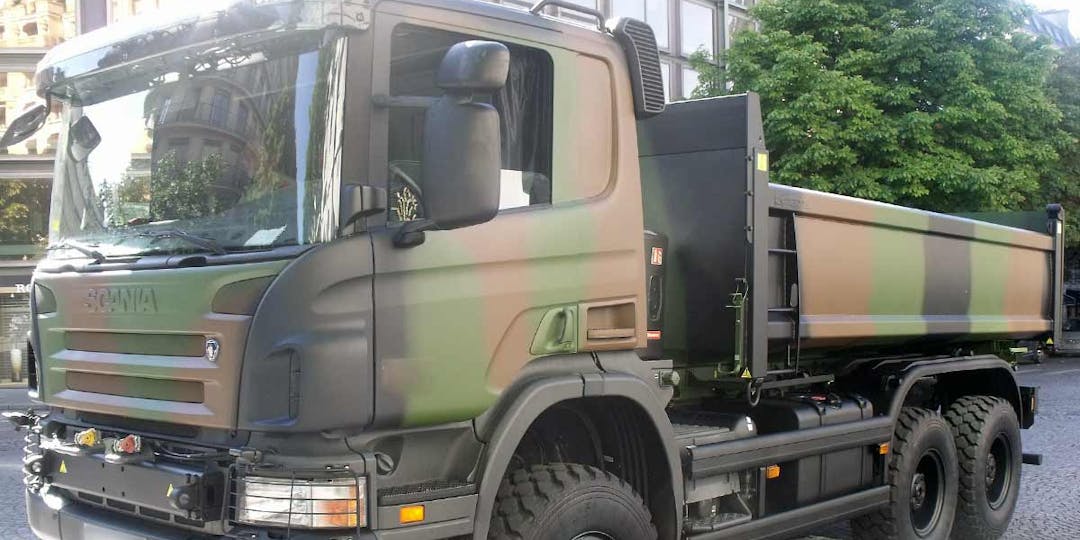 Les gendarmes ont arrêté un militaire ivre au volant du camion de l'armée (Photo d'illustration - A.Lambert/WikimediaCommons)