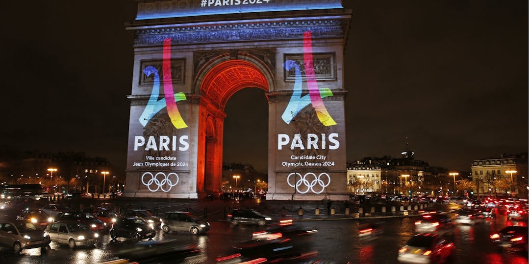 Ce 1er juillet 2023, les organisateurs des JO de Paris-2024 doivent donc "rester calmes et concentrés" malgré les émeutes qui ébranlent la France à un an de l'événement. C'est le conseil d'Hugh Robertson, ancien ministre britannique desSports, en charge des Jeux de  Londres-2012