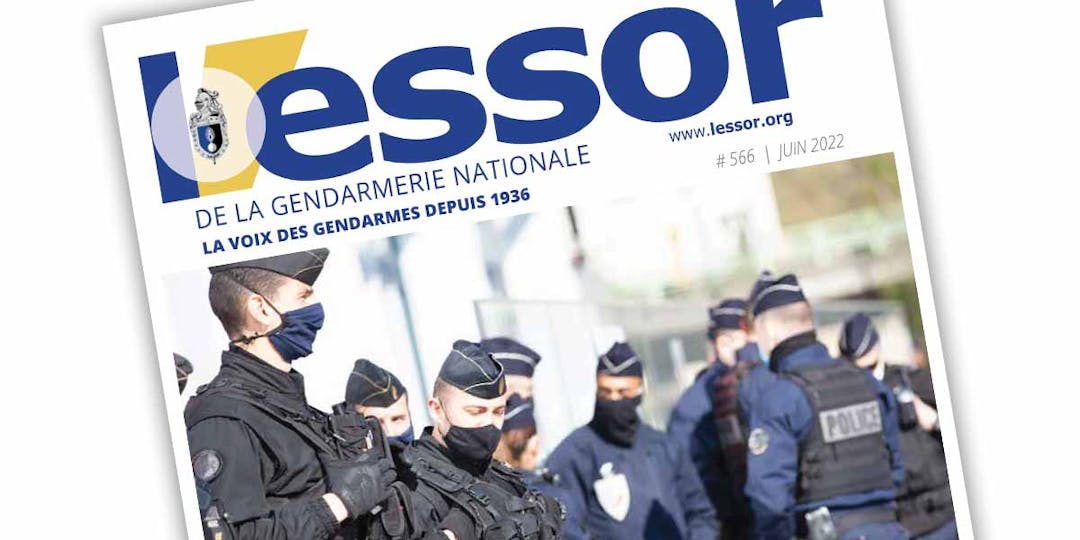 Extrait de la Une du n°564 du magazine L'Essor de la Gendarmerie, paru en avril 2022.