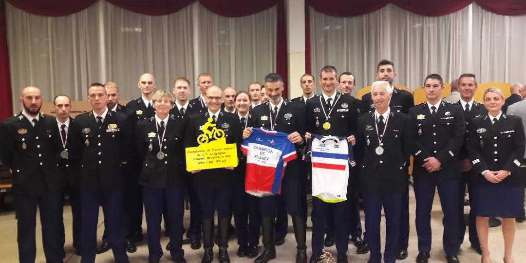 Les gendarmes ont largement dominé ces championnats de France militaire de VTT (photo : Association VTT Gendarmerie)