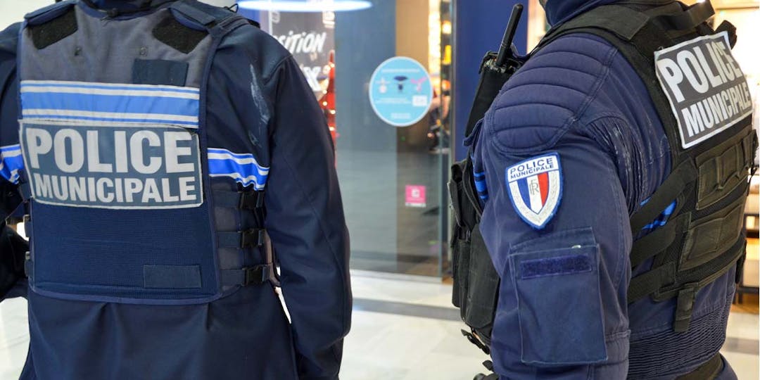 Des policiers municipaux en patrouille en région parisienne. (Photo d'illustration: LP/L'Essor)