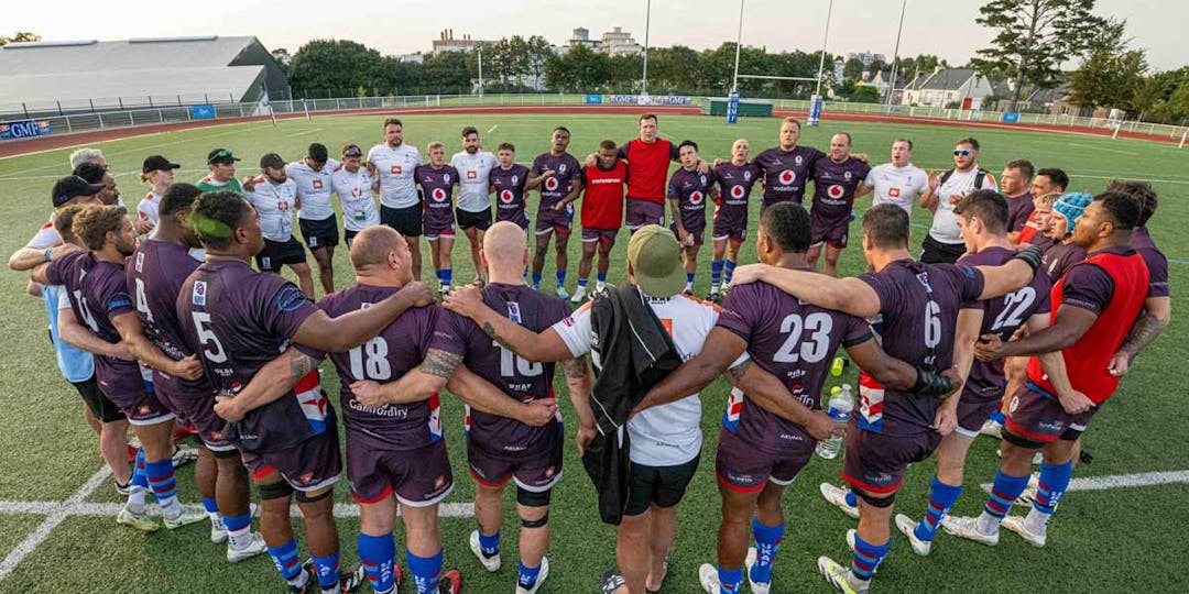 Les équipes du Royaume-Uni et de la Géorgie lors d'une rencontre du championnat du monde militaire de Rugby, en Bretagne, fin août 2023. (Photo d'illustration: World Defence Rugby)