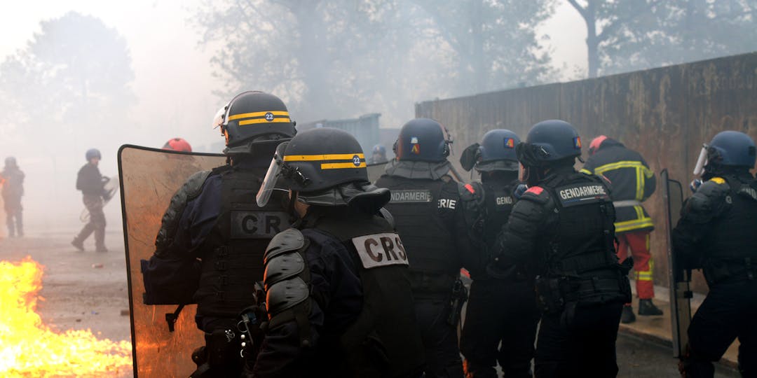 Formation commune de CRS et de gendarmes mobiles à Saint-Astier, en novembre 2022. (Photo d'illustration)