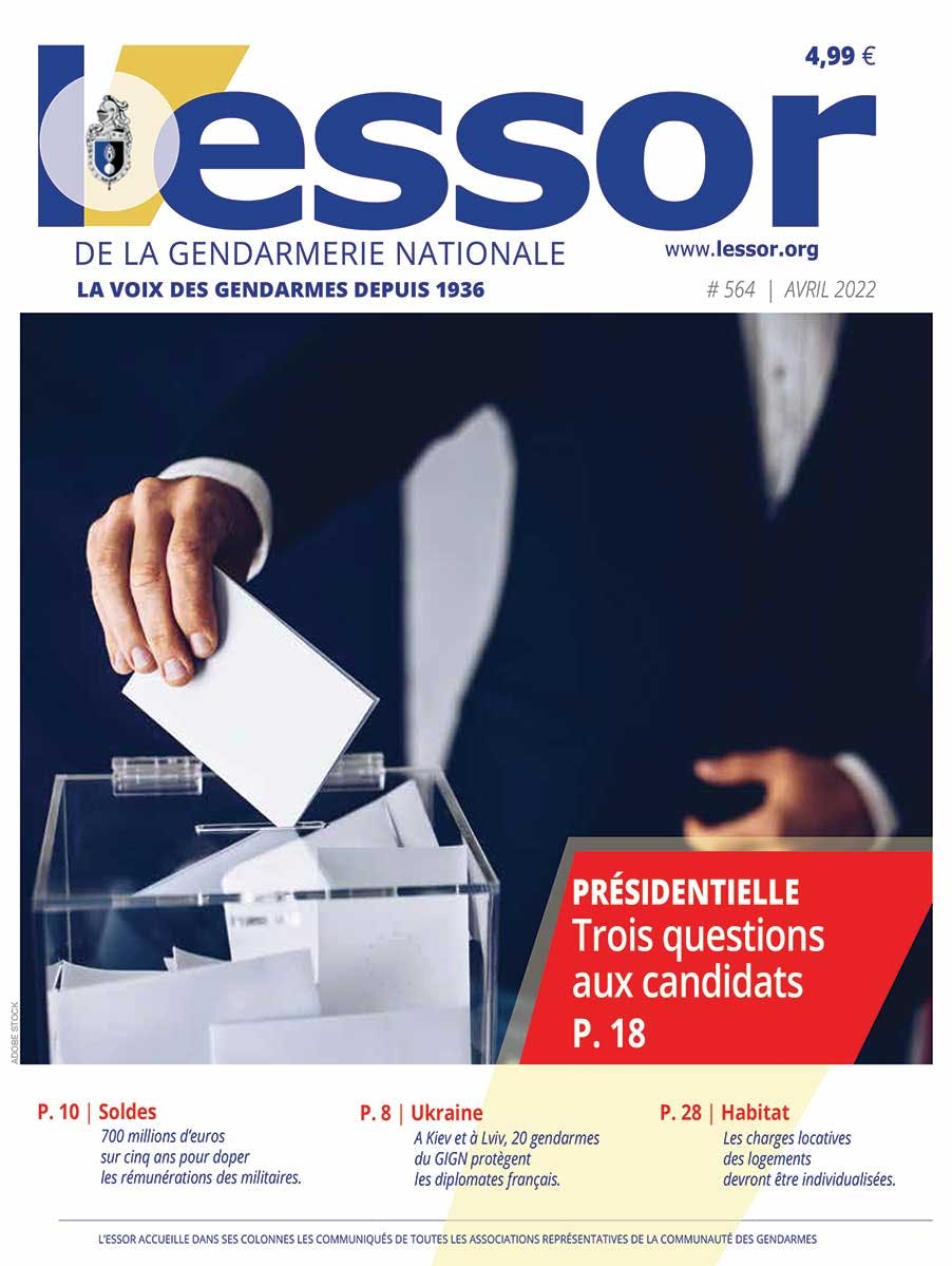 Couverture du numéro 564 du magazine L'Essor de la Gendarmerie, publié en avril 2022.